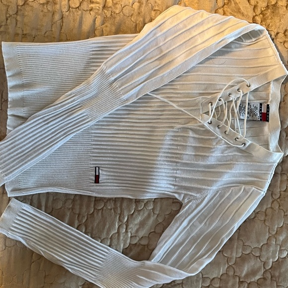 Tommy Hilfiger sweater.S - Picture 3 of 3